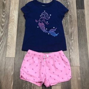 Girls OshKosh tee & short set. Size 10.